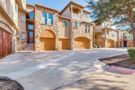 $415,000 - 3Br/4Ba -  for Sale in Lakeshore Village, Grand Prairie