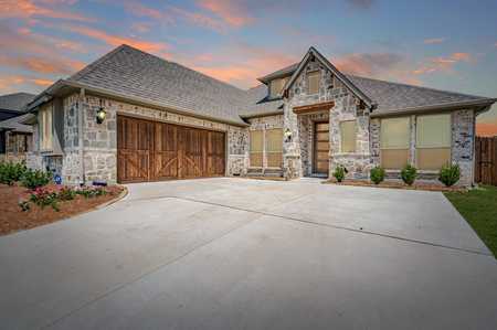 $479,000 - 3Br/3Ba -  for Sale in Stone River Estates, Royse City