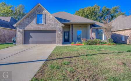 $305,000 - 4Br/2Ba -  for Sale in Victoria Meadows, Bossier City