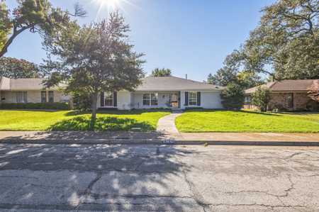 $769,000 - 4Br/3Ba -  for Sale in Prestonwood 02 Rev, Dallas