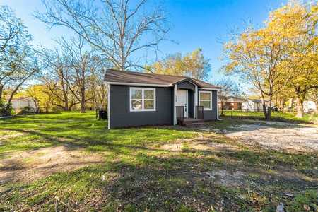 $230,000 - 3Br/1Ba -  for Sale in Howard, Terrell