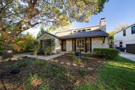 $999,975 - 3Br/3Ba -  for Sale in Bluffview Estates, Dallas