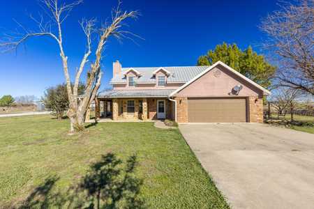 $465,000 - 3Br/3Ba -  for Sale in A0783 M Moore, Acres 1.92, Leonard