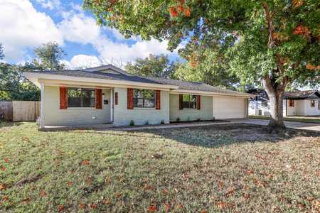 $314,500 - 3Br/2Ba -  for Sale in Nor East Add, North Richland Hills