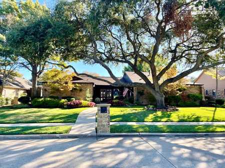 $714,995 - 4Br/3Ba -  for Sale in Prairie Creek Estates 3, Plano