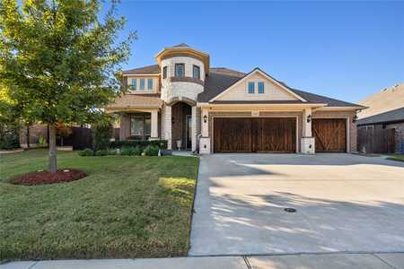 $480,000 - 4Br/4Ba -  for Sale in Crestview, Crowley