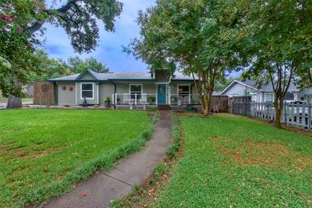 $429,000 - 4Br/2Ba -  for Sale in West Wildwood Heights, Irving