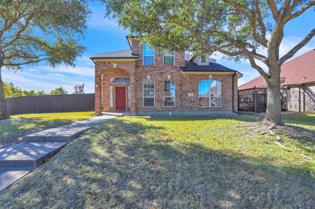 $390,000 - 4Br/3Ba -  for Sale in Meadows, Cedar Hill