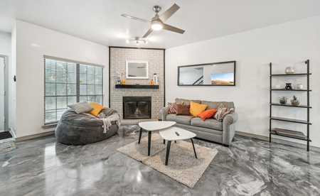 $255,000 - 2Br/3Ba -  for Sale in Glen Oaks Twnhms, Dallas