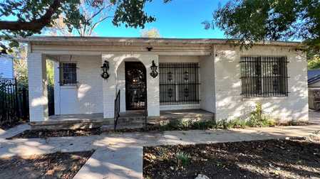 $159,999 - 2Br/1Ba -  for Sale in Diamond Hill Add, Fort Worth