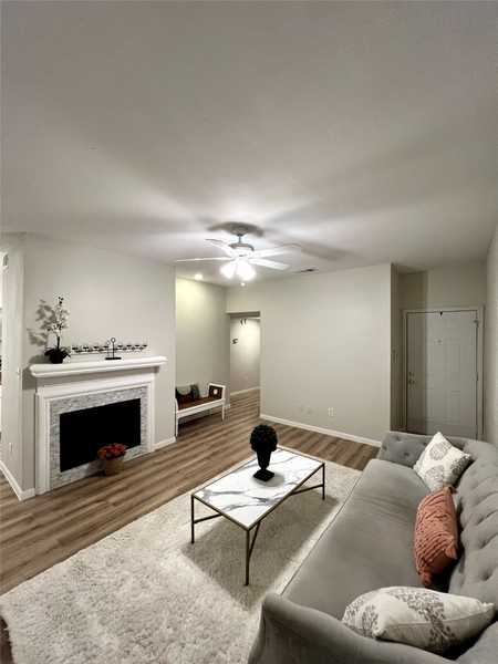 $175,000 - 2Br/1Ba -  for Sale in Woodlands On The Creek 02, Dallas