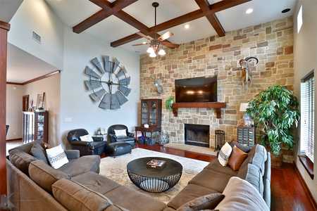 $399,900 - 3Br/2Ba -  for Sale in Lone Star Ranch, Abilene