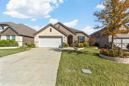 $329,900 - 3Br/3Ba -  for Sale in Gateway Parks Add Ph 2a & 2b, Forney