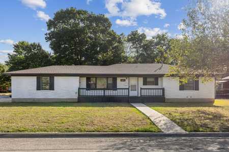 $550,000 - 3Br/2Ba -  for Sale in Mort Muse Add, Mckinney