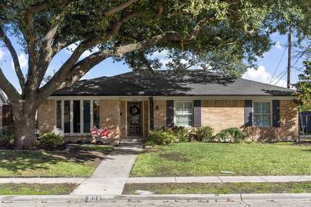 $519,500 - 4Br/2Ba -  for Sale in Greenwood Hills 08, Richardson