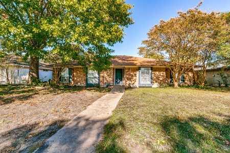 $429,999 - 4Br/3Ba -  for Sale in Richland Park, Richardson