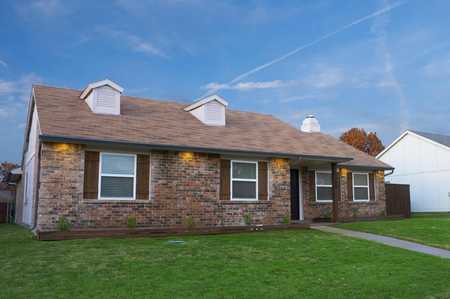 $410,000 - 3Br/2Ba -  for Sale in Na, Allen