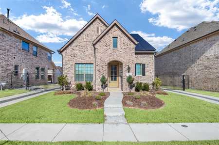 $420,000 - 3Br/3Ba -  for Sale in Mantua Pointe, Van Alstyne