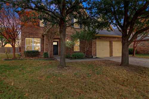 $380,000 - 4Br/3Ba -  for Sale in Villages Of Woodland Spgs, Fort Worth