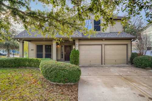 $466,900 - 4Br/3Ba -  for Sale in Heritage, Fort Worth
