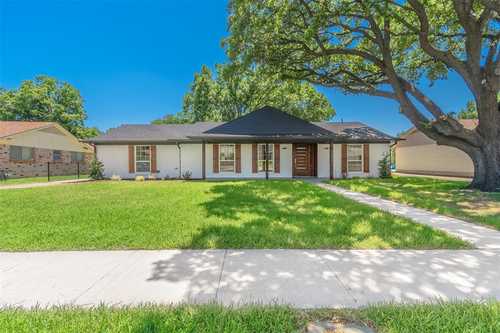 $699,900 - 4Br/3Ba -  for Sale in Brookhaven Hills West Sec 02, Farmers Branch