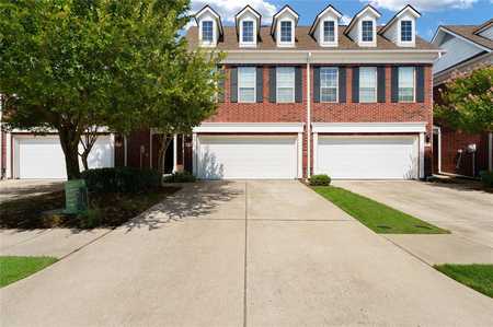 $345,000 - 2Br/3Ba -  for Sale in Chase Oaks Village, Plano