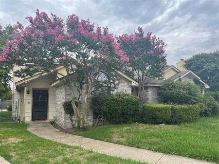 $220,000 - 3Br/2Ba -  for Sale in College Park 02, Rowlett