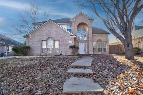 $489,900 - 3Br/3Ba -  for Sale in Lakebrook Farms Ph 5, Frisco