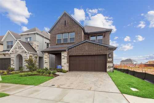 $749,990 - 3Br/3Ba -  for Sale in Parker Place, Lewisville