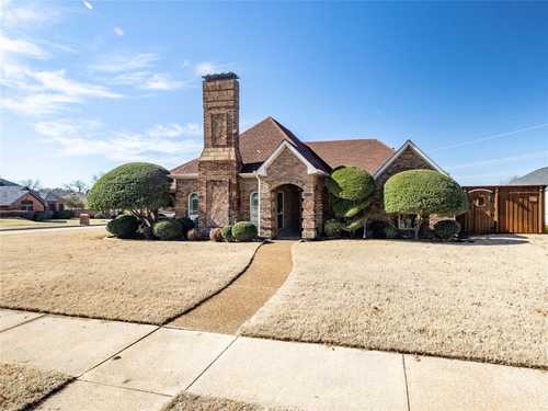 $475,000 - 3Br/2Ba -  for Sale in Villages Of Indian Creek Ph 1, Carrollton