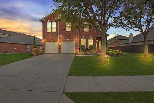 $699,900 - 5Br/3Ba -  for Sale in Meridian Add Ph 2a & 2b, Lewisville
