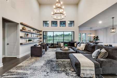 $1,300,000 - 4Br/4Ba -  for Sale in Paradiso Valle, Mckinney