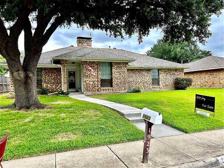$415,000 - 4Br/2Ba -  for Sale in High Country #2 Ph 4, Carrollton