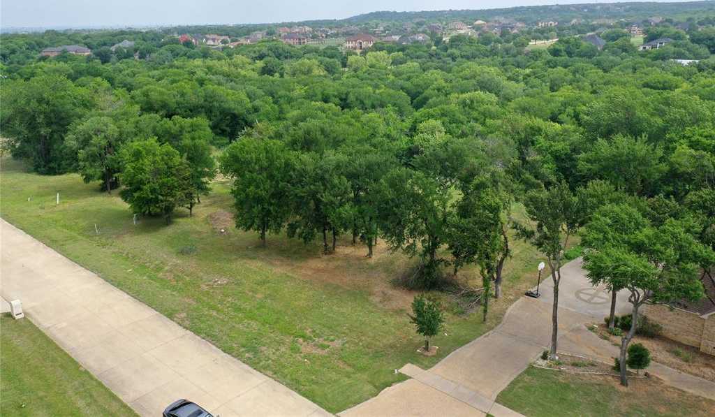 View Cedar Hill, TX 75104 property