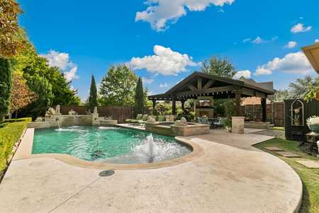 $1,025,000 - 5Br/5Ba -  for Sale in Country Club Ridge At The Trai, Frisco