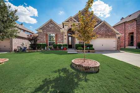 $624,900 - 4Br/2Ba -  for Sale in Dominion At Lakeview Sunset, Little Elm