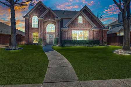 $750,000 - 4Br/3Ba -  for Sale in The Trails Ph 8, Frisco