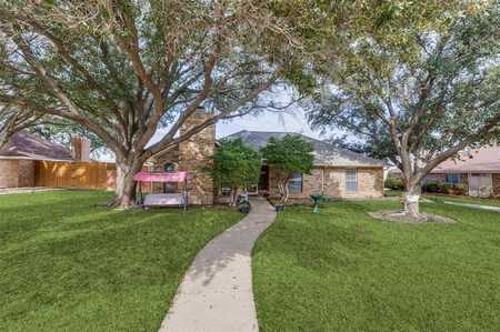 $399,000 - 3Br/2Ba -  for Sale in Santa Fe Estates Sec 5, Plano