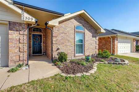 $295,000 - 3Br/2Ba -  for Sale in Camden Park, Fort Worth