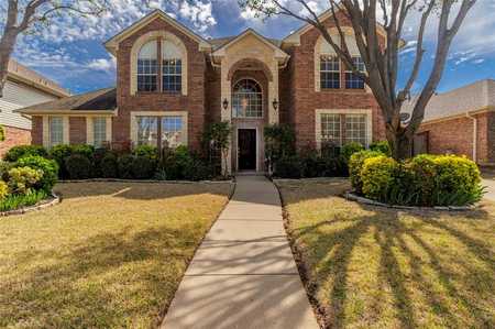 $639,000 - 4Br/4Ba -  for Sale in Monarch Hills Add, Fort Worth