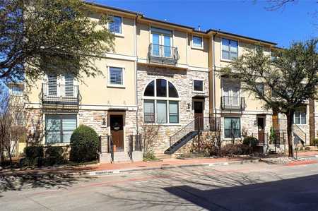 $585,000 - 3Br/3Ba -  for Sale in Town Homes At Legacy Town Center Ph Two, Plano