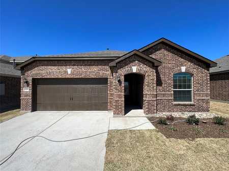 $392,500 - 4Br/2Ba -  for Sale in Shadowbend Ph 1, Anna