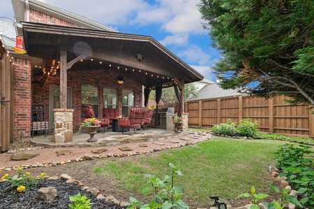 $695,000 - 4Br/3Ba -  for Sale in The Trails Ph 14, Frisco