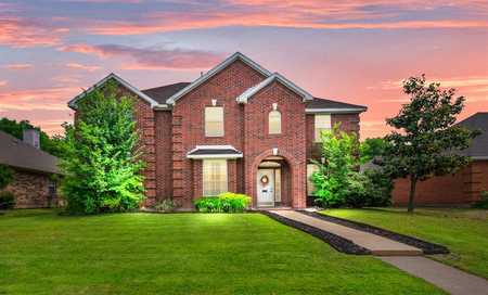 $455,000 - 4Br/3Ba -  for Sale in Random Oaks At The Shores, Rockwall