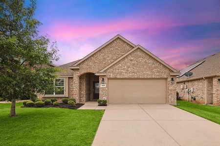 $349,900 - 3Br/2Ba -  for Sale in Paloma Creek Lakeview Ph 2b, Little Elm