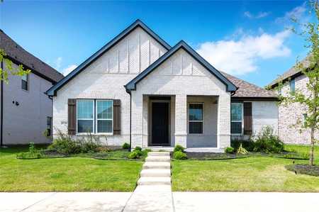 $699,900 - 3Br/3Ba -  for Sale in Retreat At Stonebriar, Frisco