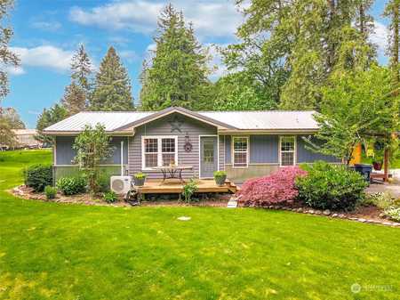 $799,999 - 3Br/2Ba -  for Sale in Maltby, Snohomish