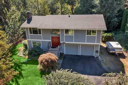 $899,950 - 3Br/3Ba -  for Sale in Woodinville, Woodinville