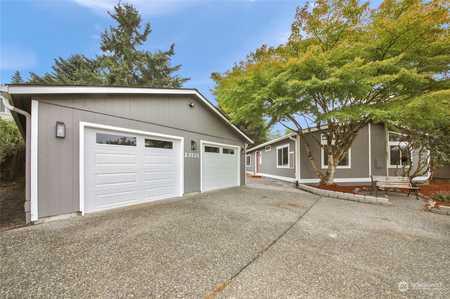 $649,900 - 3Br/3Ba -  for Sale in Wandering Creek, Bothell