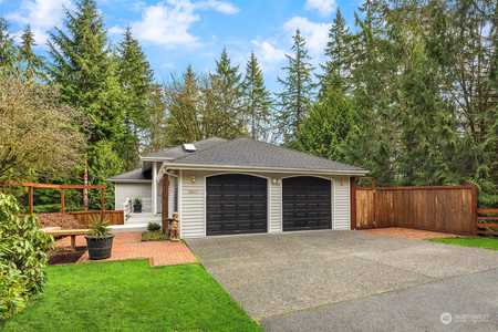 $1,400,000 - 3Br/3Ba -  for Sale in Hollywood Hill, Woodinville